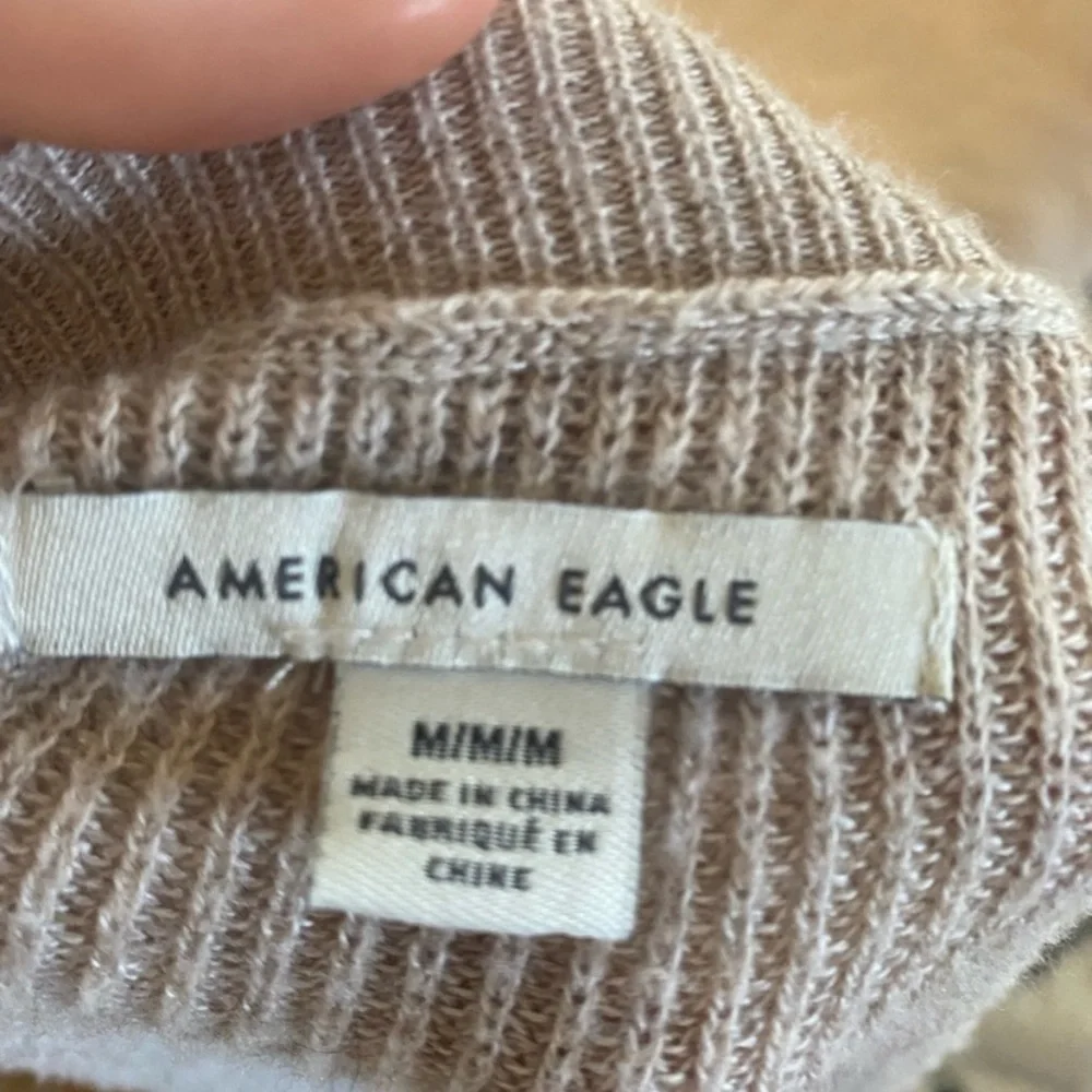 American Eagle sweater